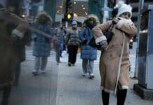 How the polar vortex and warm ocean are intensifying a major US winter storm