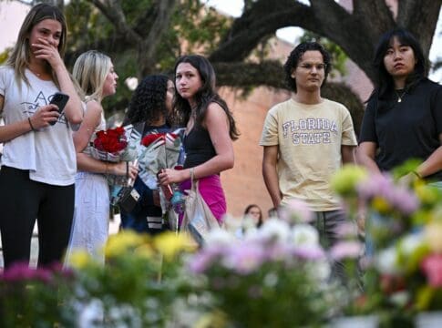 Should AIs be required to report a human user contemplating violence?