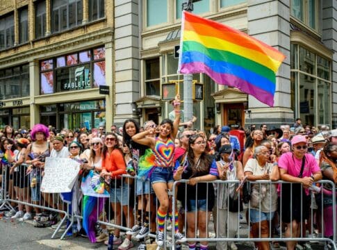 Young women are identifying as less straight; young men, not so much