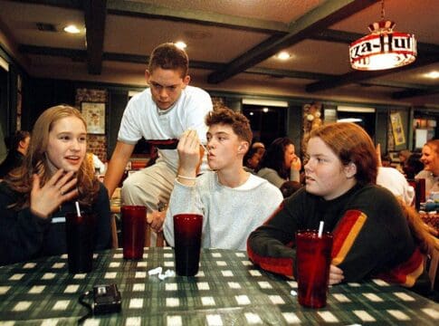 What this western Pennsylvania ’90s Pizza Hut reveals about nostalgia