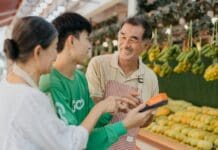 It’s OK if managers step in to help their sales staff – but not too much