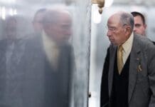 Why older lawmakers may wait too long to step aside